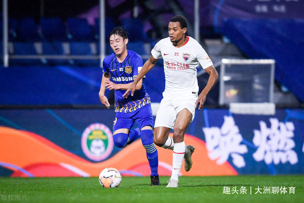 期待!中甲传出消息:实力巴西外援来华,广东或有四个中超球队