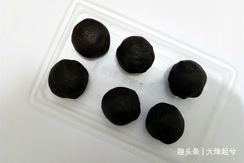 会拉丝的汤圆流沙馒头,Q弹软糯,喧软香甜,值得尝试