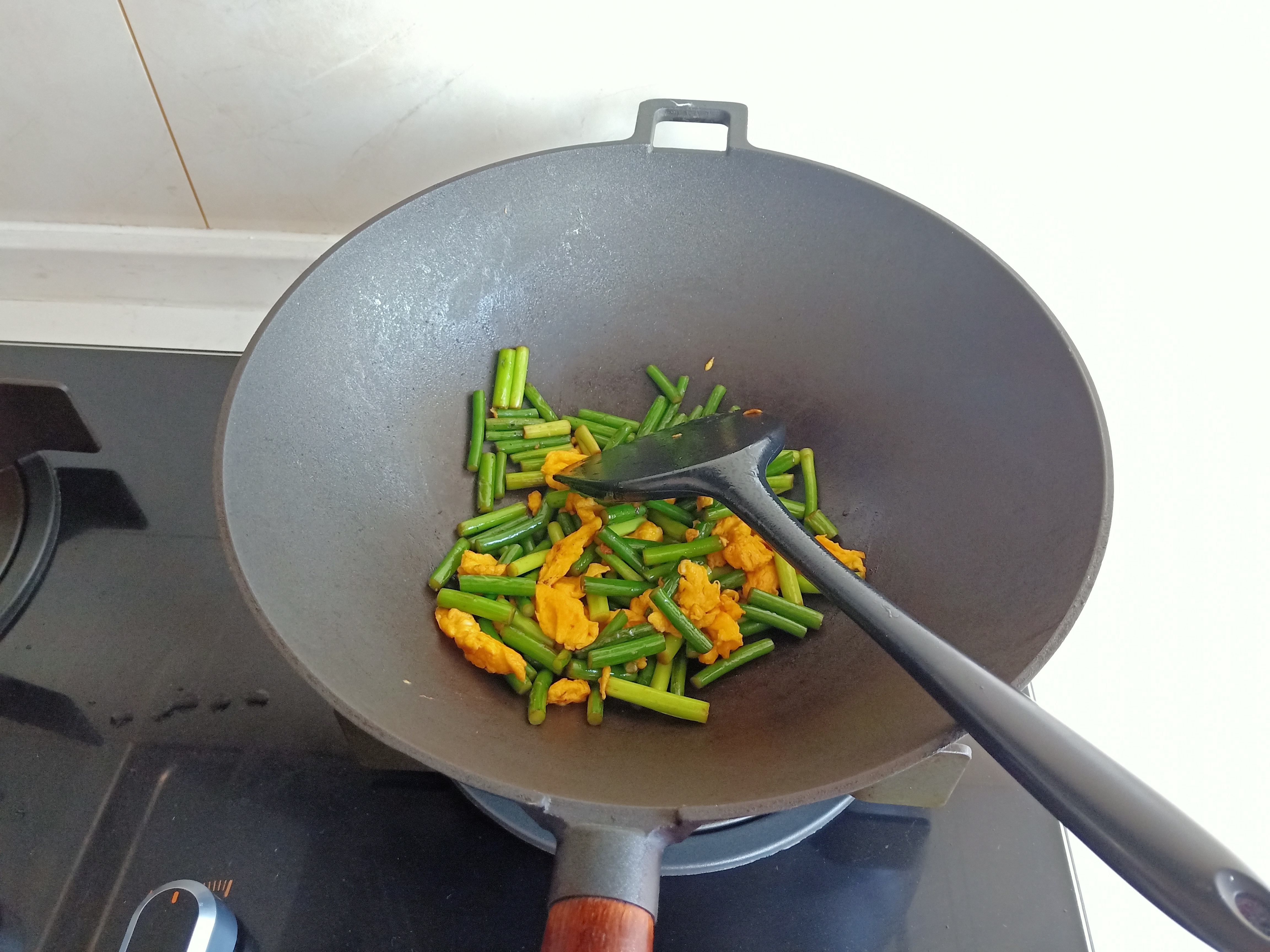 春节过后，我家早餐风格大变，样样都“刮油”，网友：这么讲究？