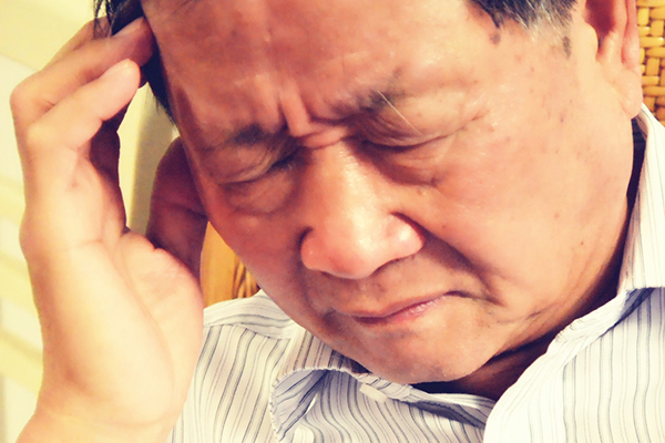 经常手麻?医生列出可能的病因,问题可大可小,不妨对照自查一下