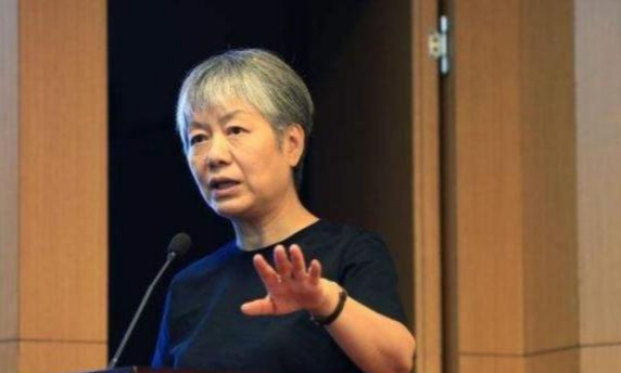 李玫瑾：长大没本事的孩子，吃饭时会有这3种表现，要及时纠正