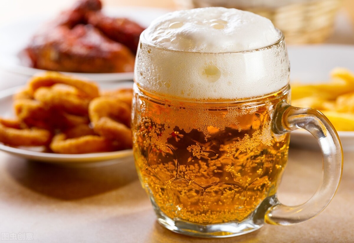 除了熬夜之外,这三类食物,也会“偷走”胶原蛋白,劝你谨慎食用