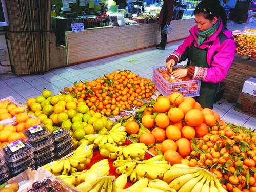 楼市“怪象”:商铺纷纷倒闭,满大街都是药店、房产中介和蔬果店