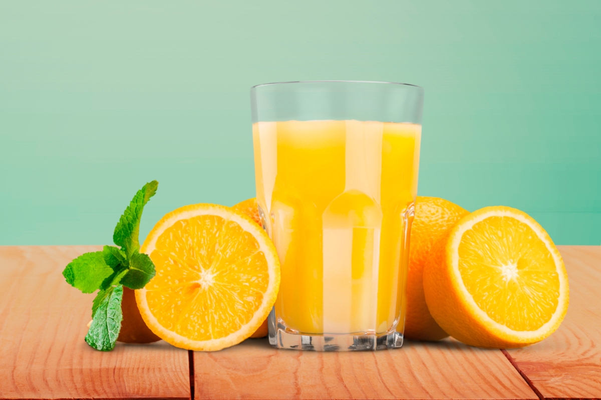 医生辟谣:体内的尿酸只有20%来自于食物,所以控制饮食没有用