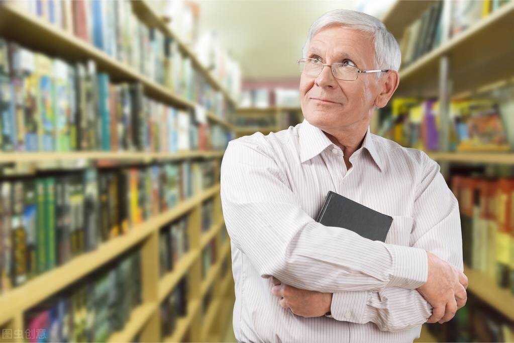 家里的老年人注意:要坚持这4种健康生活的方式,为健康助力