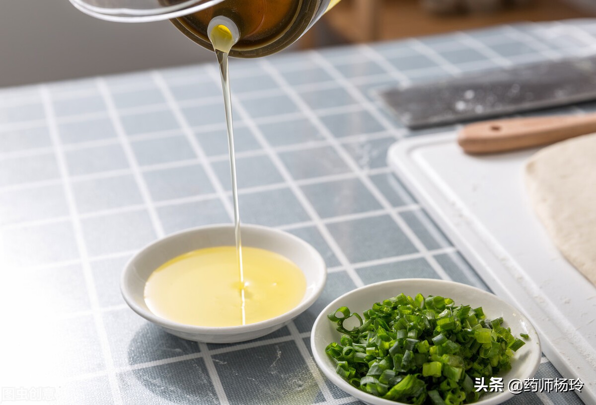 千万粉丝吃播泡泡龙去世!暴饮暴食,病从口入!这样吃才健康