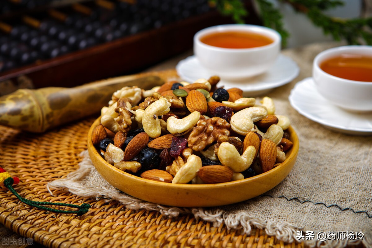 千万粉丝吃播泡泡龙去世!暴饮暴食,病从口入!这样吃才健康