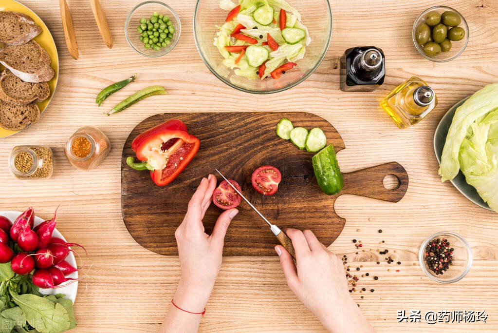 千万粉丝吃播泡泡龙去世!暴饮暴食,病从口入!这样吃才健康