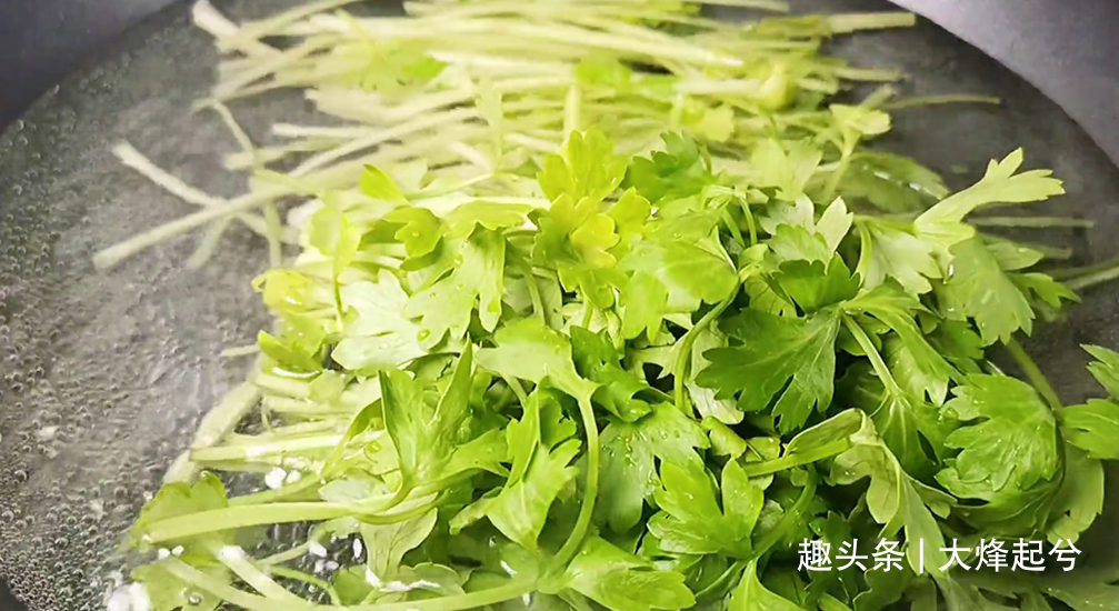 春天多做这道菜给孩子吃,做法简单,补脑又补钙,孩子多吃身体棒