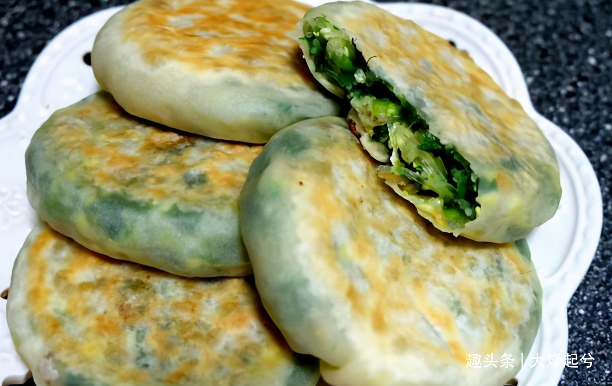 馅饼怎么做才好吃?教您这个方法,馅饼皮薄馅多,口感不硬,好吃