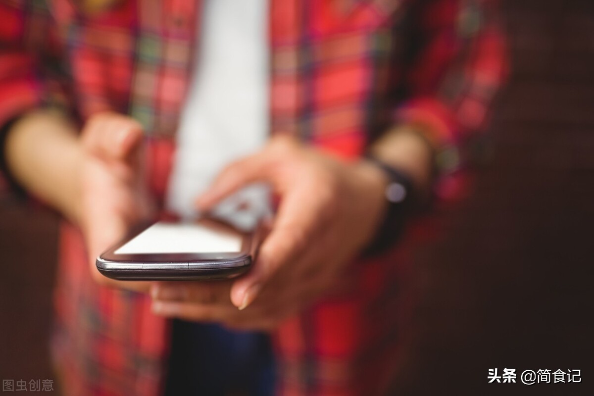 开春,多吃5种食物,让眼睛过一个健康的春天!爱玩手机的要记住