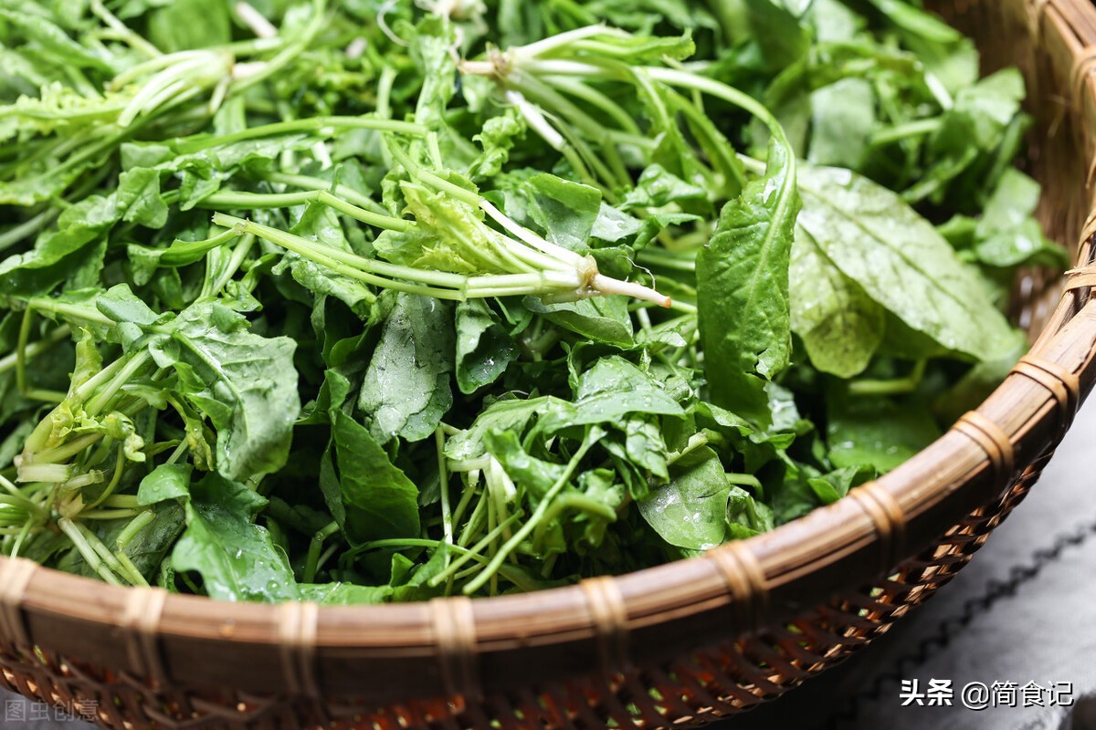 开春,多吃5种食物,让眼睛过一个健康的春天!爱玩手机的要记住