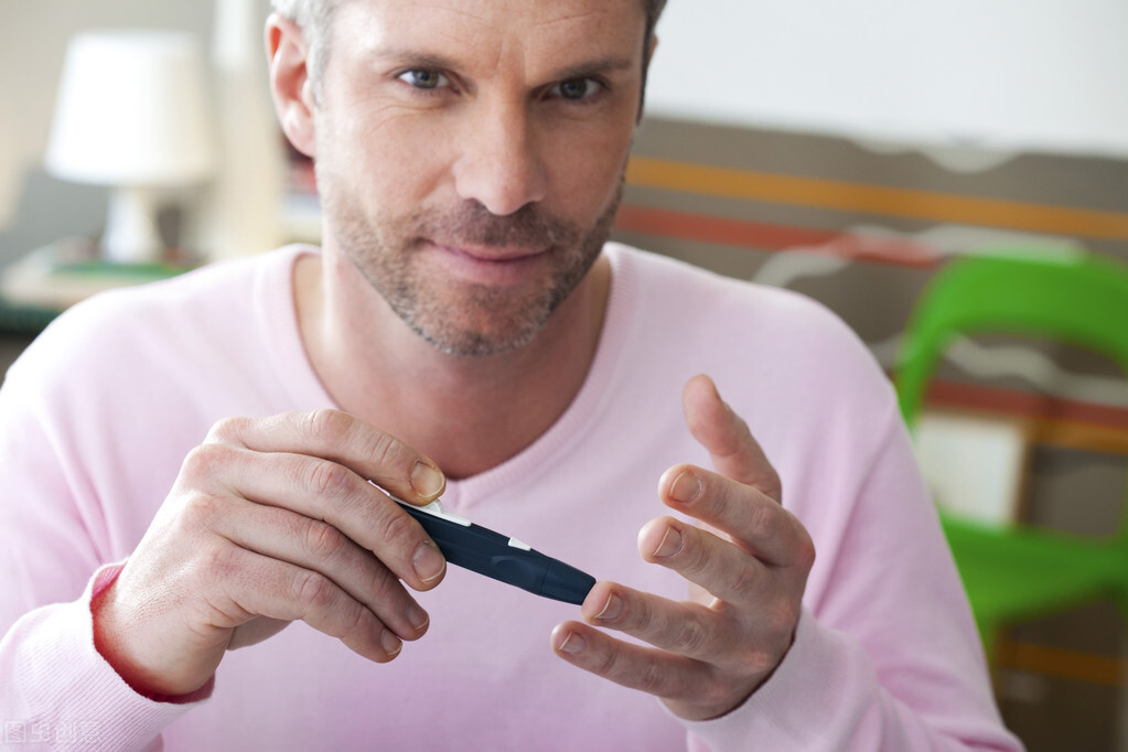 糖尿病不吃糖就可以了?不止如此,这4种食物少碰点