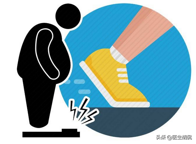 心梗是拖出来的?医生忠告:睡前少做3件事,心脏才会更好