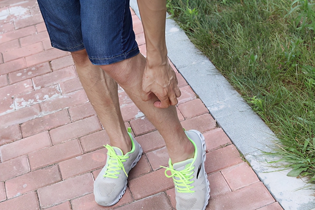 皮肤发黄,该如何调理?听听皮肤科主任建议,有助于改善