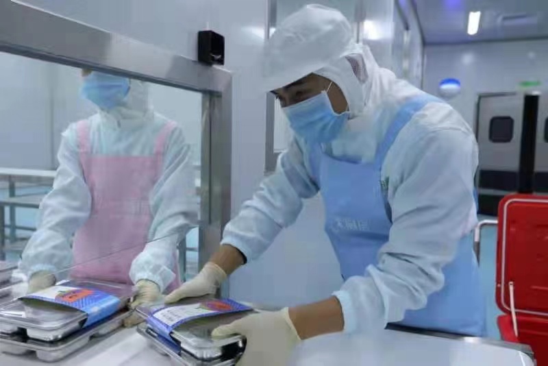 学生餐怎么吃得营养又健康?深圳出台方案守护孩子的“饭碗”