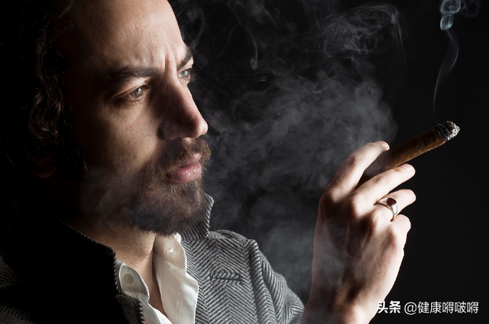 男人,40岁后,对抗衰老,远离二物,坚持三养,做好四件事