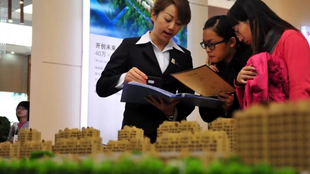 楼市要“变天”?4月1日起,该不该买房?住建部13字表态