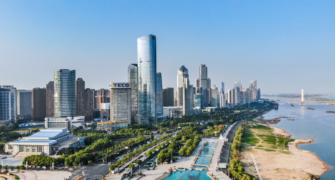 “大都市圈”购房第一枪被约谈,2021年还在期待楼市松绑?