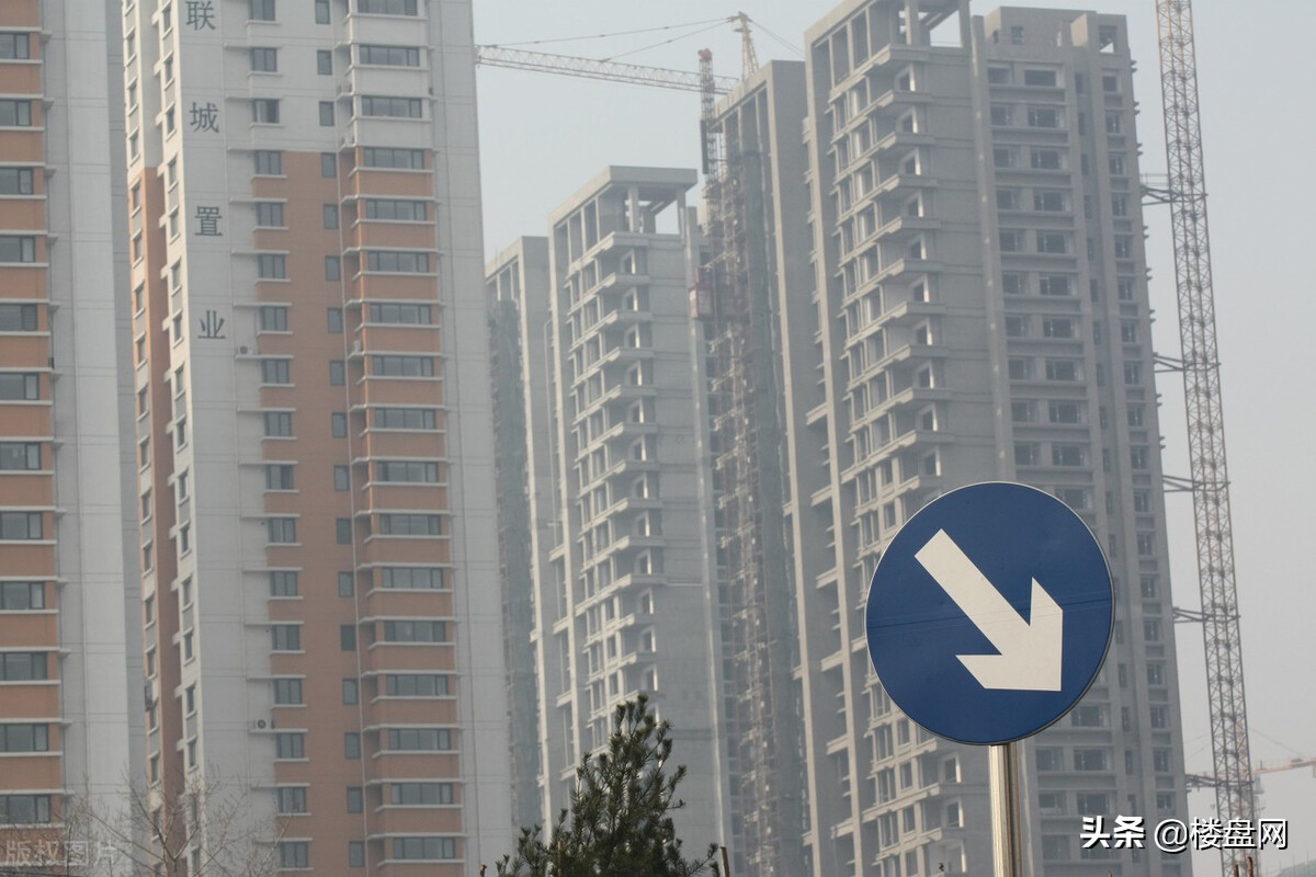 2021年,楼市出现2大变化,三四线房价或将“探底”