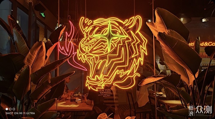 六个场景样张,聊聊小米11 Ultra影像加减法_新浪众测