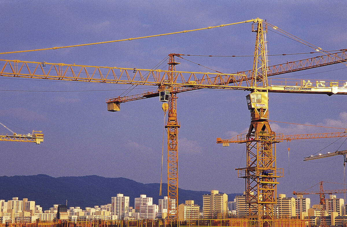 楼市调控,打击炒房客,勿伤刚需购房者