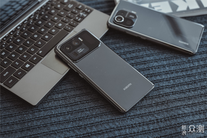 不吹不黑,小米11超大杯第一时间上手体验_新浪众测