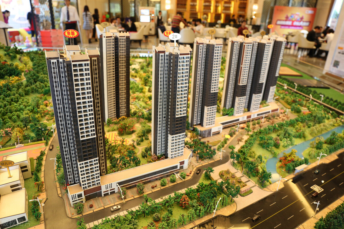 楼市调控狂风骤雨!买房赚钱更难,明年炒房客都跑光了?