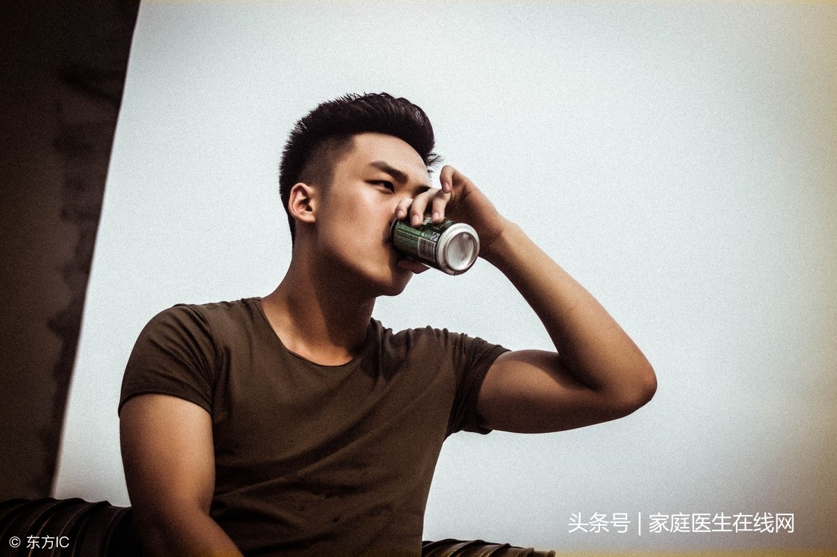 男人40岁至59岁,主要预防这2种疾病,很多人都没注意!