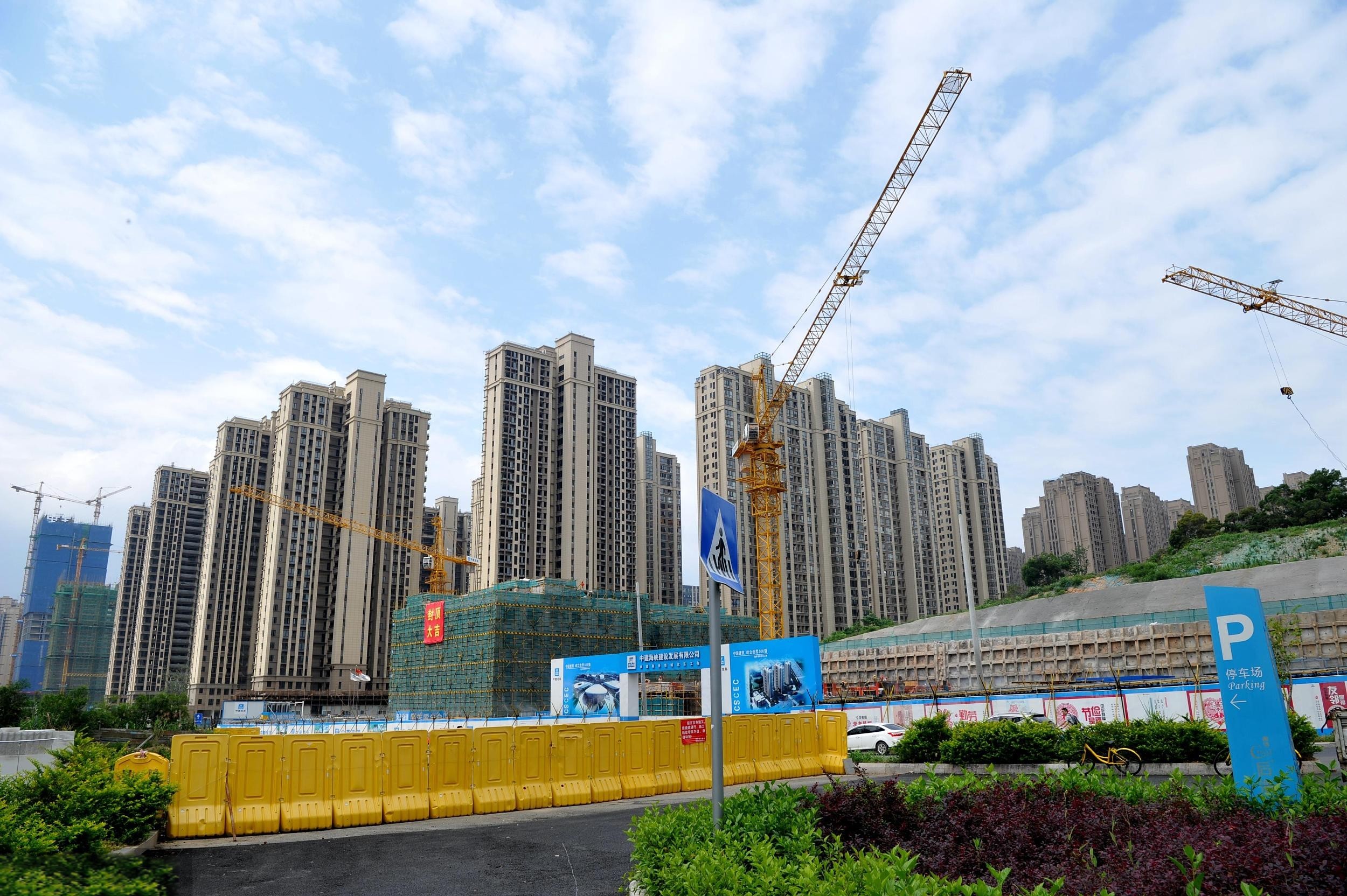 楼市风向变了?今年该买房还是卖房?曹德旺、李嘉诚早有“暗示”