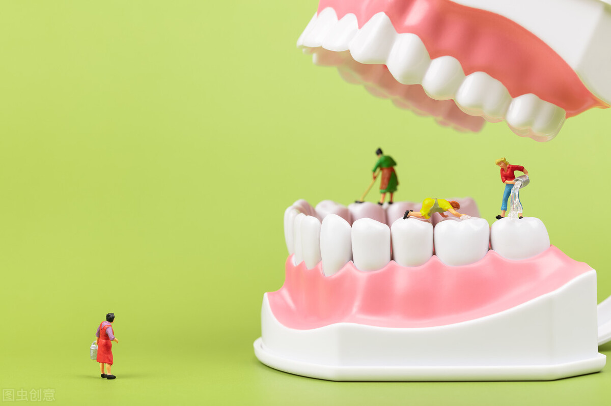 慢性咽炎的“根”找到了,3个嘴上的坏习惯,尽早改掉,远离咽炎