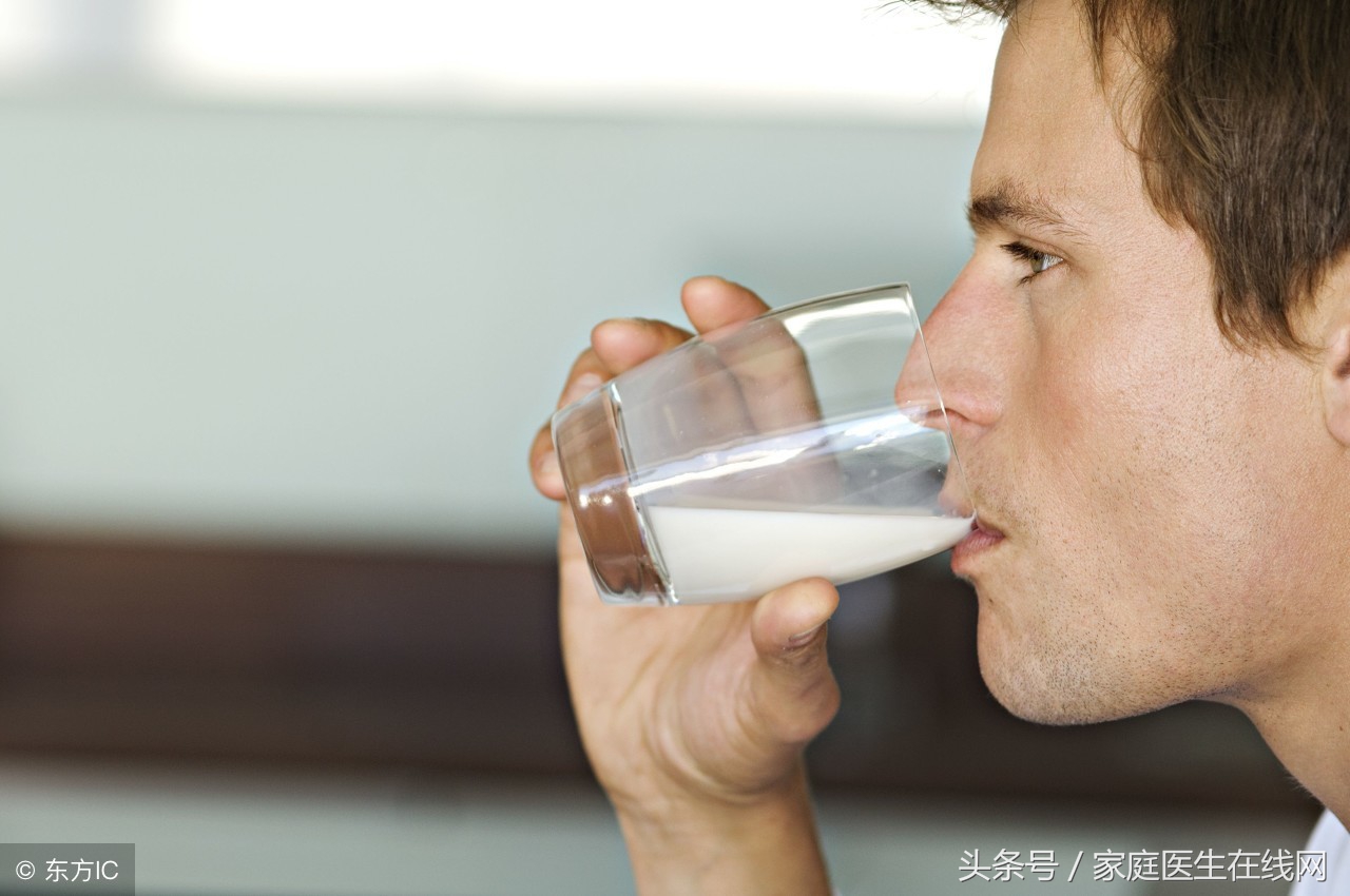 前列腺是男人一道坎!医生:做好5点预防,精气旺、远离难言之隐