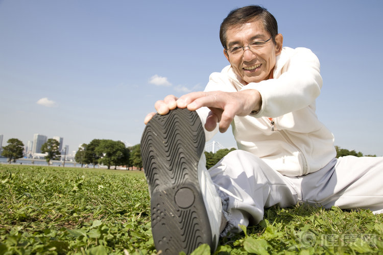 惋惜:男人过50,防不住五种病,寿命或许会减半