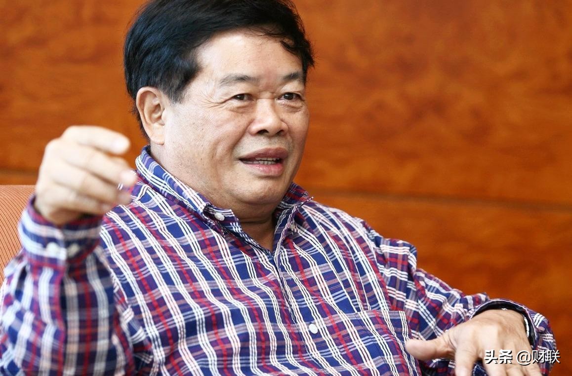 买不起还卖不掉？楼市陷入尴尬境地，曹德旺、任正非各抒己见