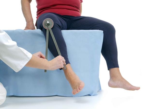 血栓缠身,腿脚先知?若有这4个迹象,或暗示血管已堵塞