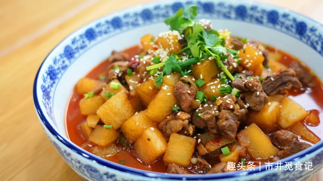 复旦大学的食堂有多实惠,粥3角,东坡肉3块2,上好大学太值了