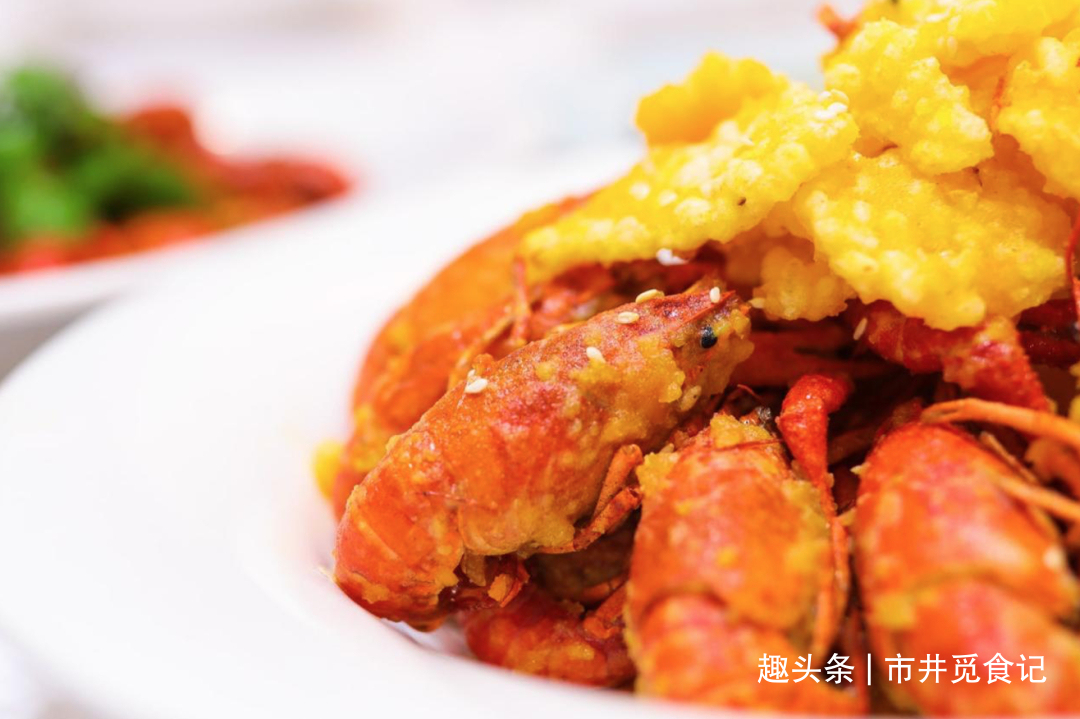 复旦大学的食堂有多实惠,粥3角,东坡肉3块2,上好大学太值了