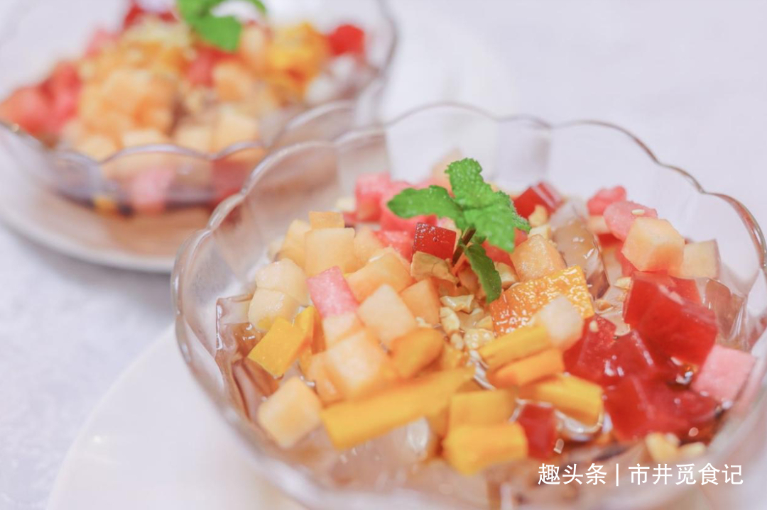 复旦大学的食堂有多实惠,粥3角,东坡肉3块2,上好大学太值了