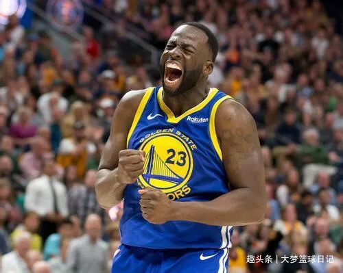 自成模版的男人|追梦格林2分12篮板19助攻的奇葩数据