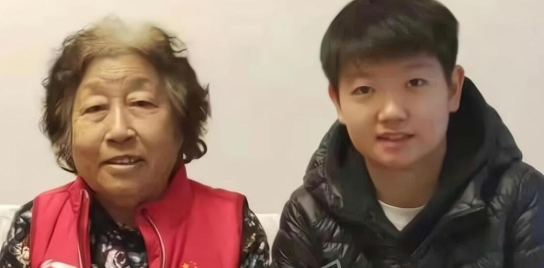 奥运夺金之后,孙颖莎突收噩耗!奶奶去世3个多月,家人选择隐瞒